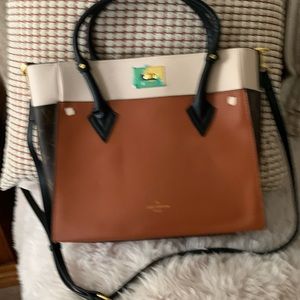 NWT Tote